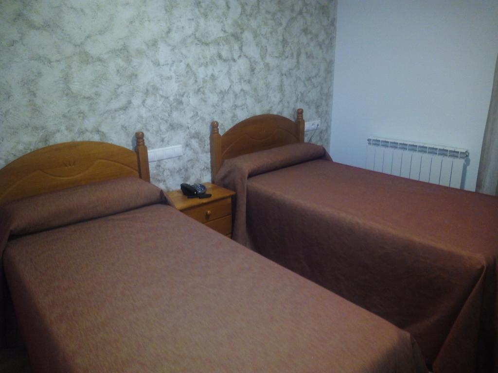 Hostal Plaza Mayor De Almazán Екстериор снимка