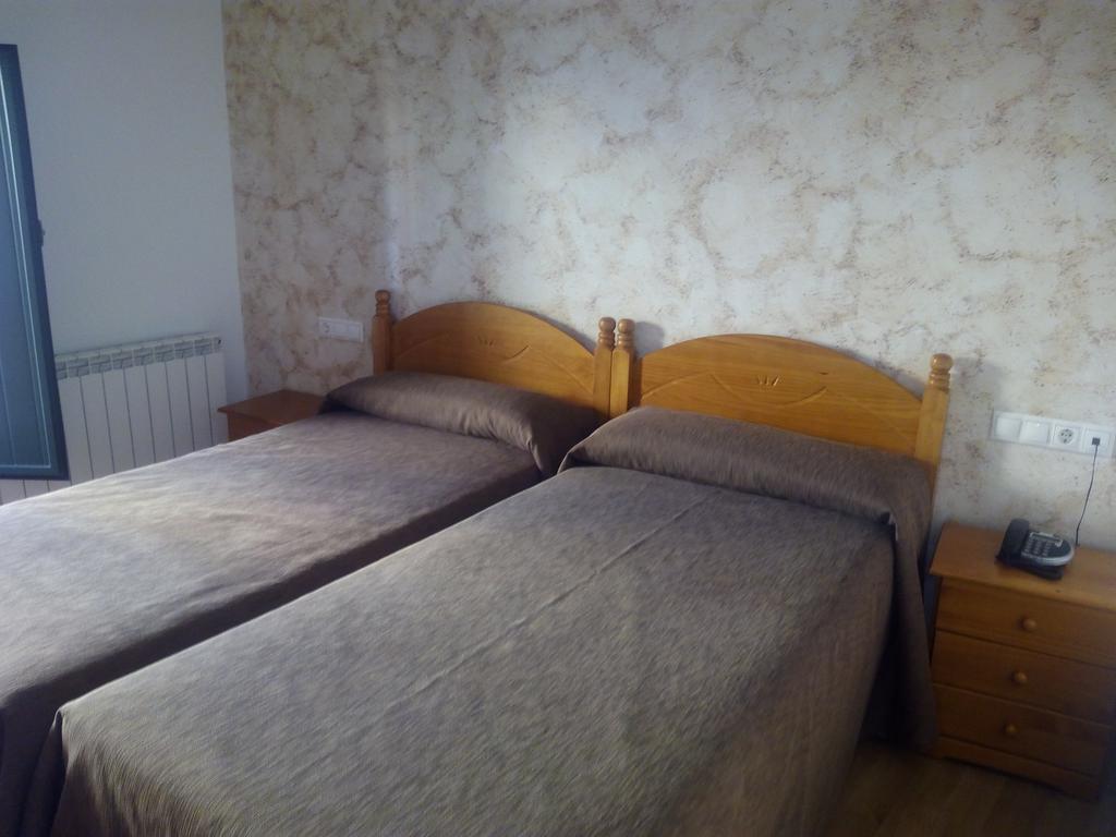Hostal Plaza Mayor De Almazán Екстериор снимка